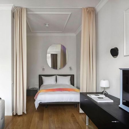 Design Studio Apartment With Balcony By Hostlovers Kaunas Eksteriør bilde